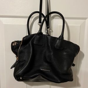 Burberry purse